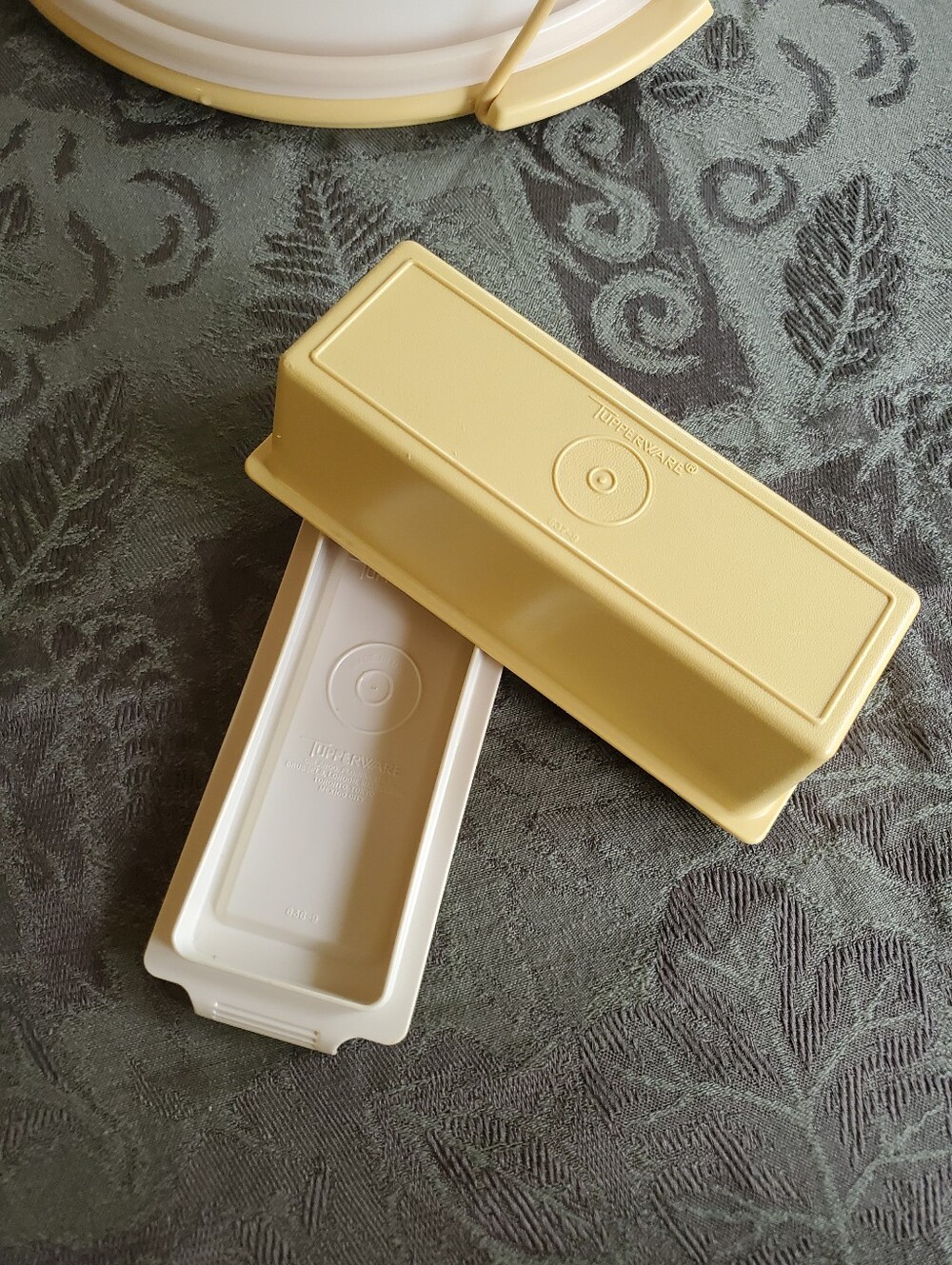 Tupperware - Picture 4 of 9